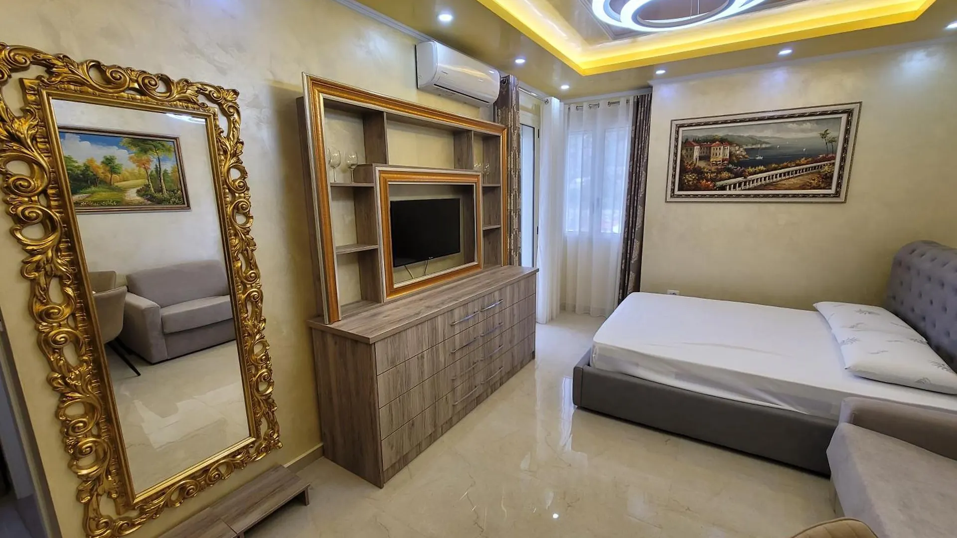 Newborn Apartments Lungomare Vlorë