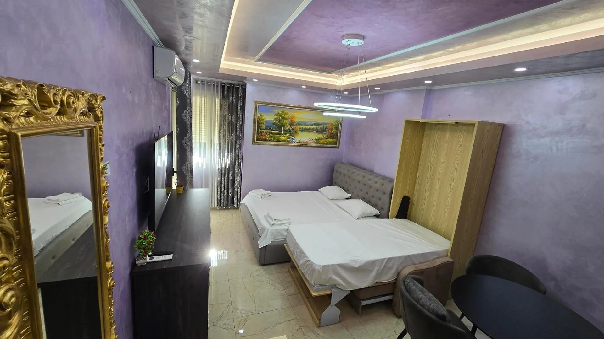 Newborn Apartments Lungomare Vlorë 0*,  Albania