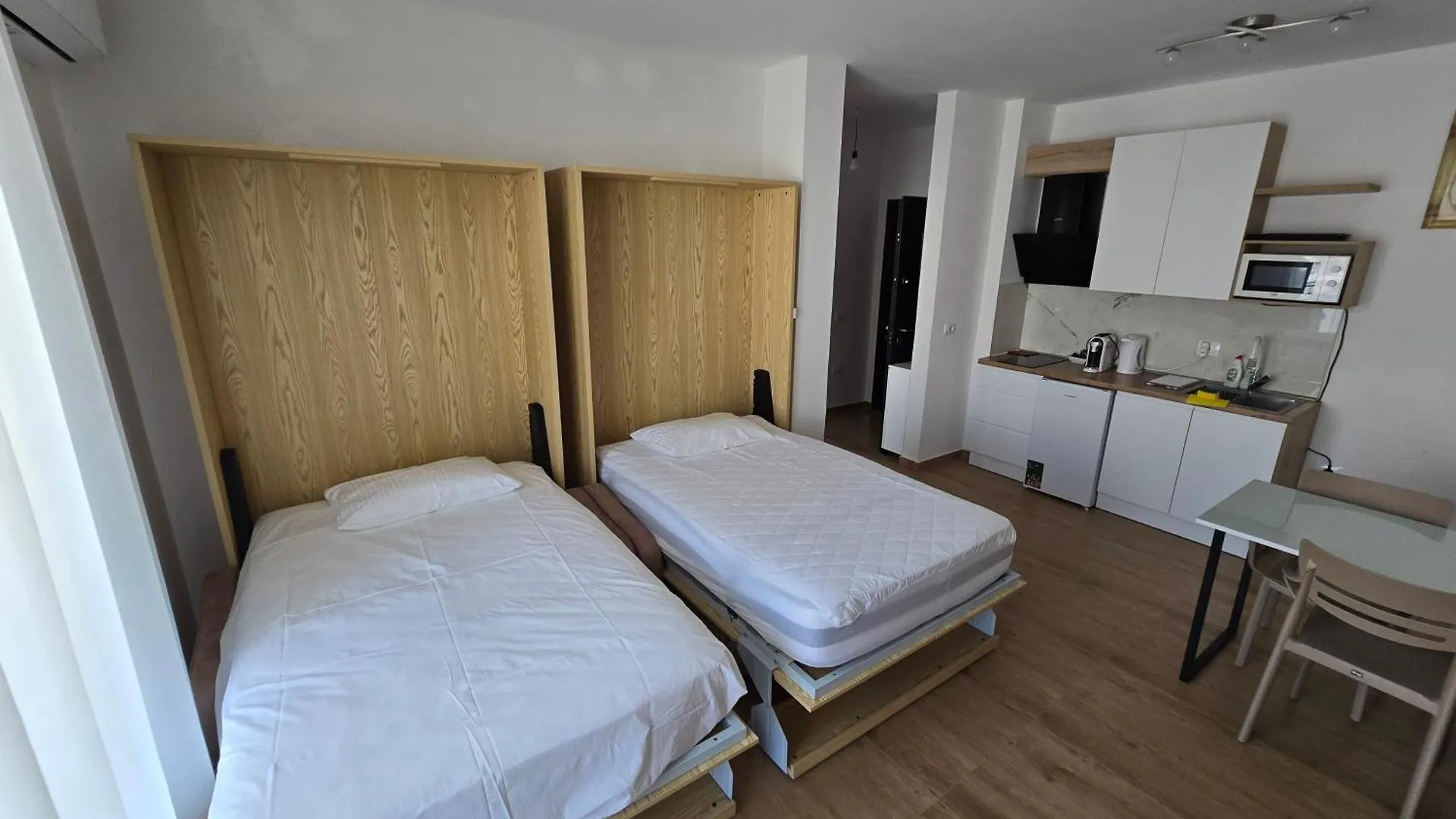 Newborn Apartments Lungomare Vlorë