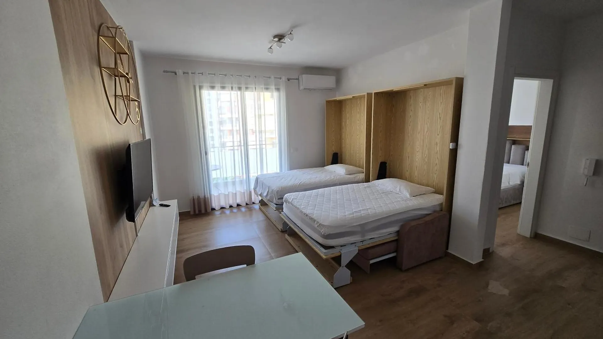 Newborn Apartments Lungomare Vlorë