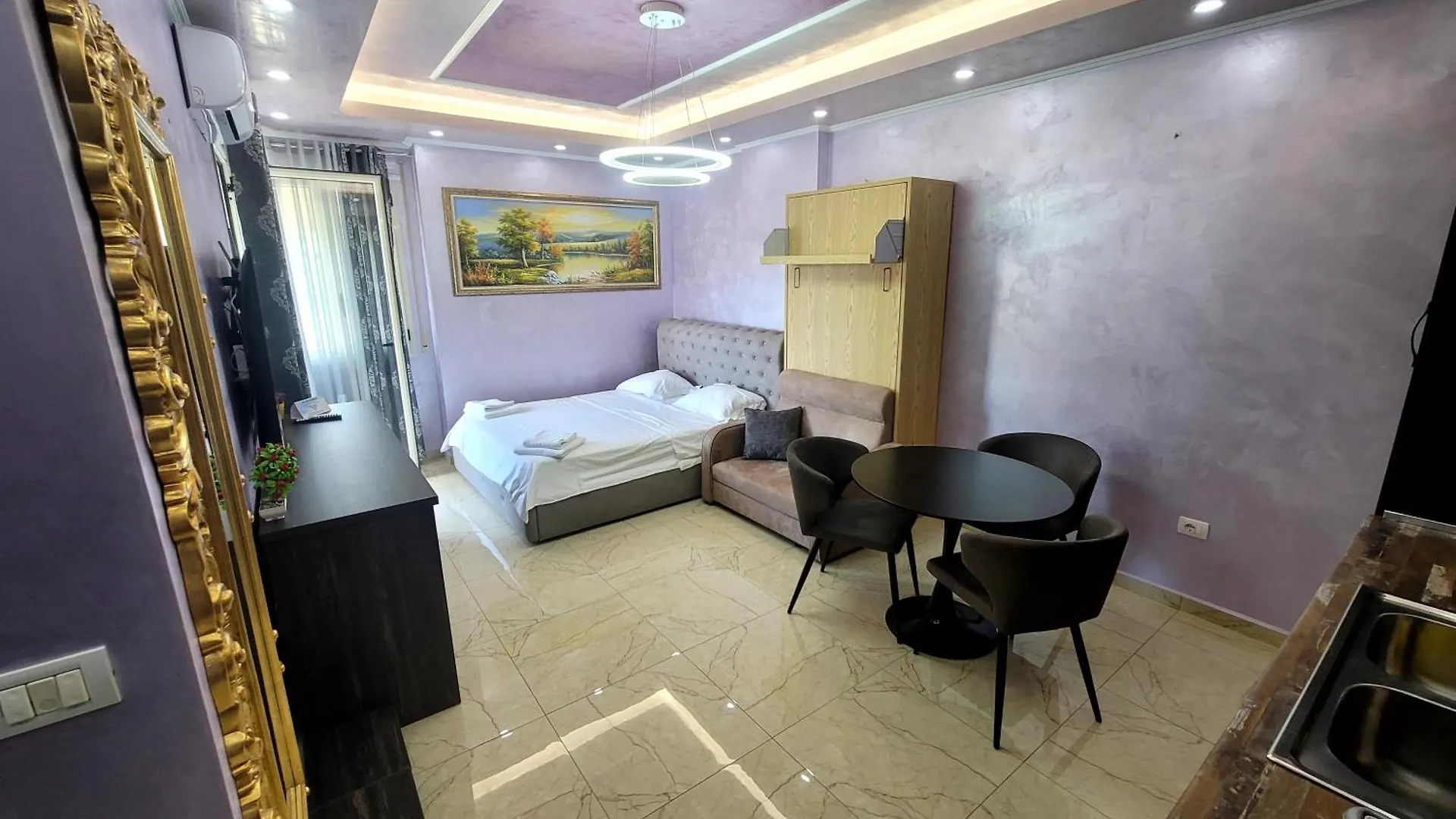 Newborn Apartments Lungomare Vlorë