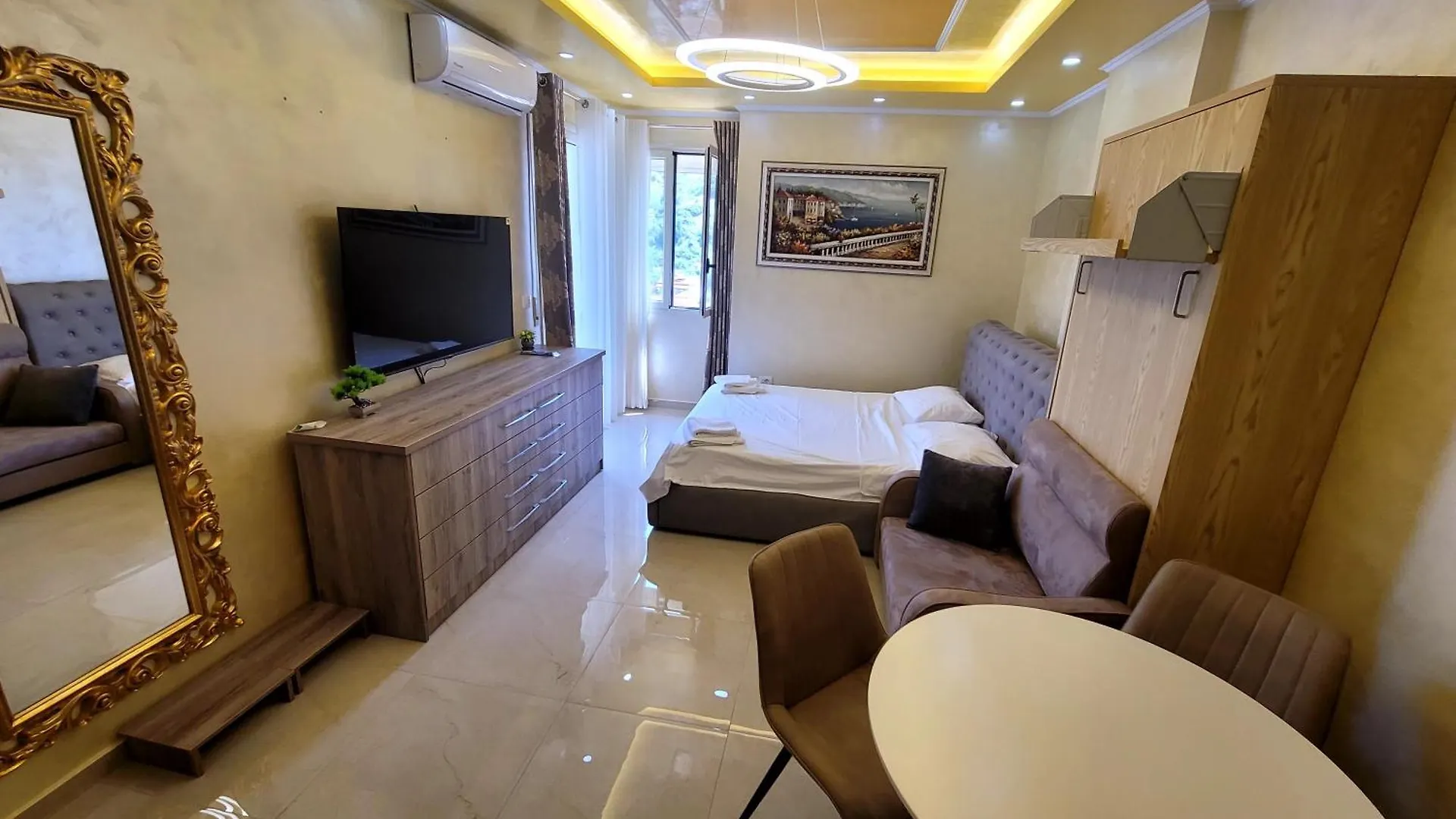 Newborn Apartments Lungomare Vlorë