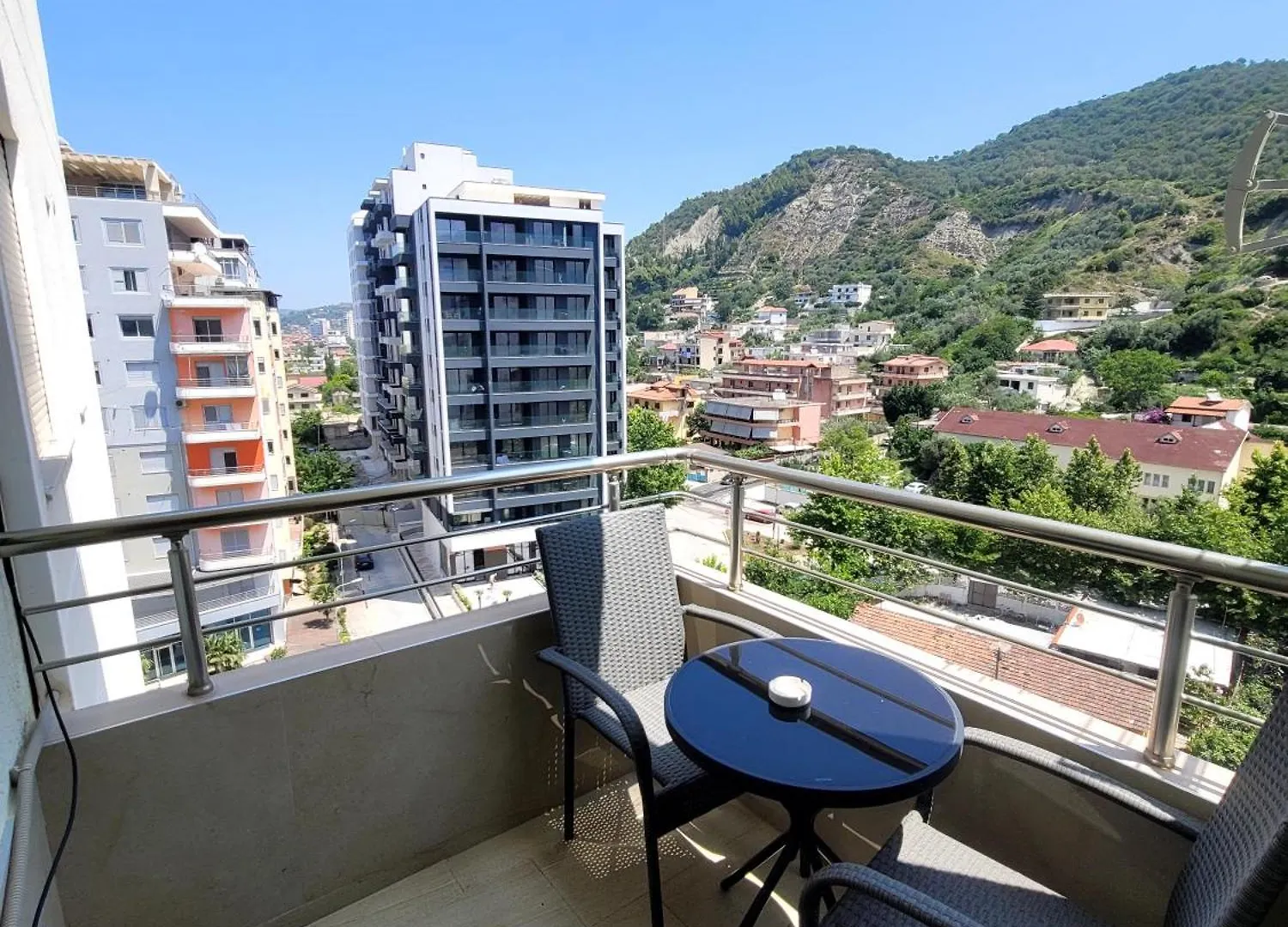 Newborn Apartments Lungomare Vlorë